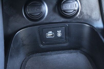 Car image 30