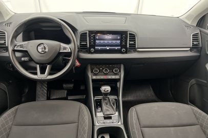 Car image 12