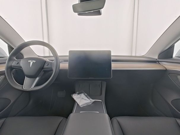 Tesla Model 3 208 kW image number 13