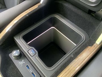 Car image 39