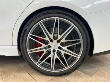 Car image 39