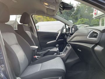 Car image 15