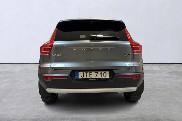 Volvo XC40 D4 AWD Momentum 141 kW image number 5