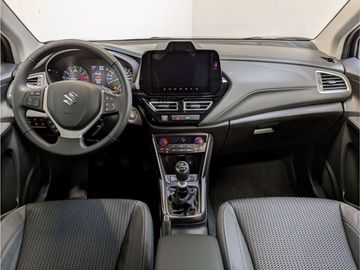 Car image 11