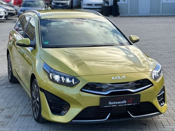 Kia Ceed Sportswagon Plug-in Hybrid 104 kW image number 2