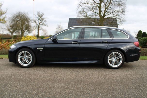 BMW 520i Touring 135 kW image number 35