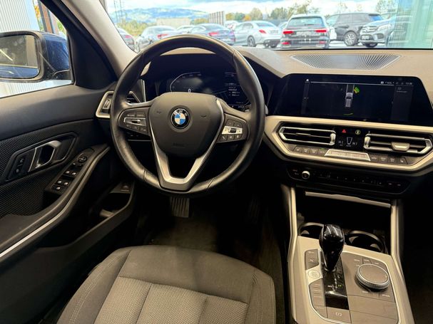 BMW 320d Touring 140 kW image number 10