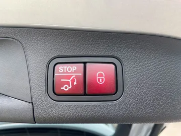 Car image 50