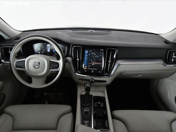 Volvo V60 D4 Momentum 140 kW image number 11