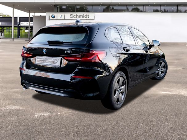 BMW 118i Sport Line 100 kW image number 2