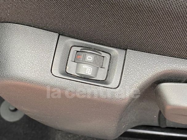 Citroen C3 Pure Tech 82 FEEL 60 kW image number 12