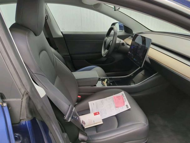 Tesla Model 3 60 Plus 175 kW image number 4