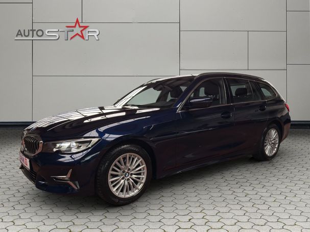 BMW 320d Touring xDrive Luxury Line 140 kW image number 1