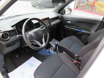 Car image 10