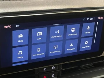 Car image 38