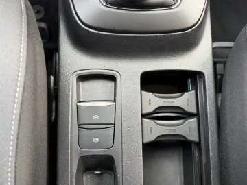 Car image 45