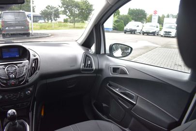 Car image 22