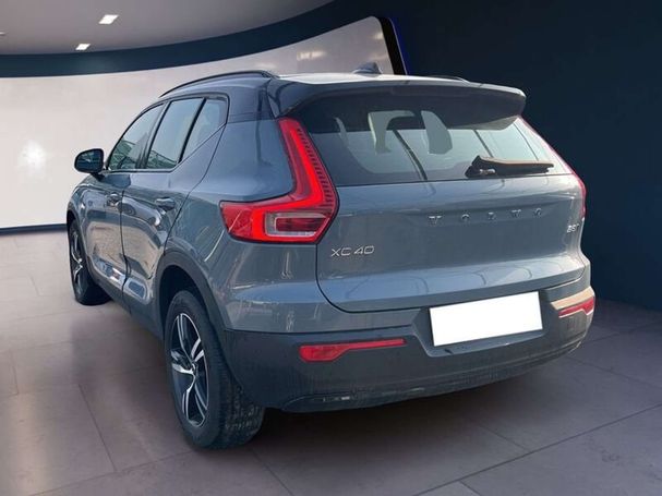 Volvo XC40 B5 R Design AWD 184 kW image number 5