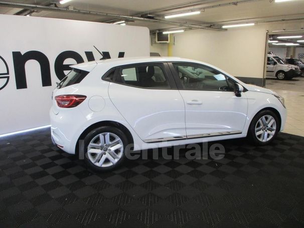 Renault Clio TCe 90 66 kW image number 2