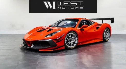 Car image 4