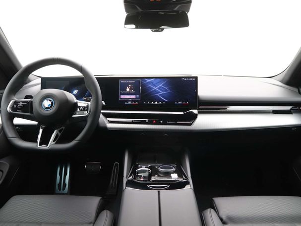 BMW 530 e 220 kW image number 13