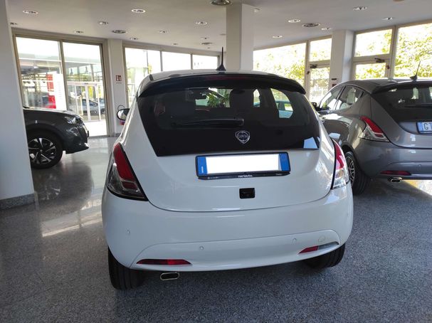 Lancia Ypsilon 51 kW image number 5