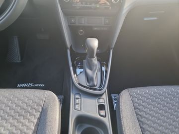 Car image 14