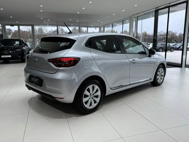 Renault Clio TCe Zen 74 kW image number 3