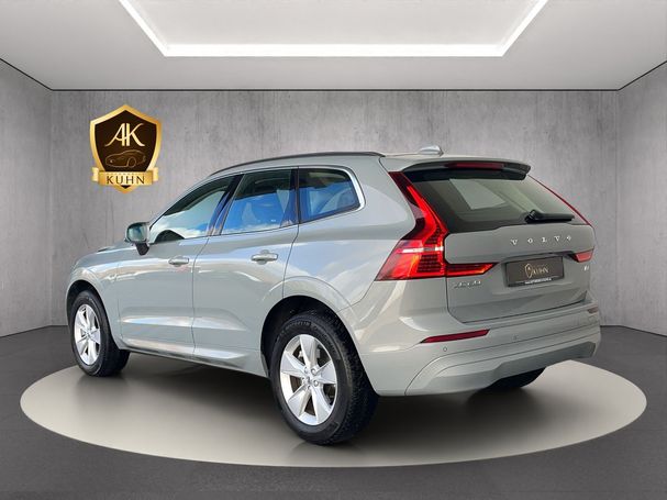 Volvo XC60 B4 Core 145 kW image number 4