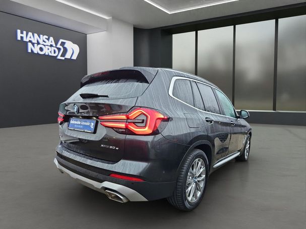 BMW X3 xDrive30e 215 kW image number 3