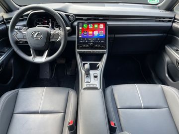 Car image 11