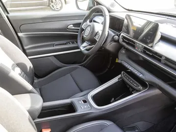 Car image 21