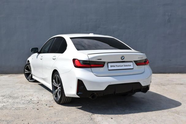 BMW 330i xDrive 190 kW image number 4