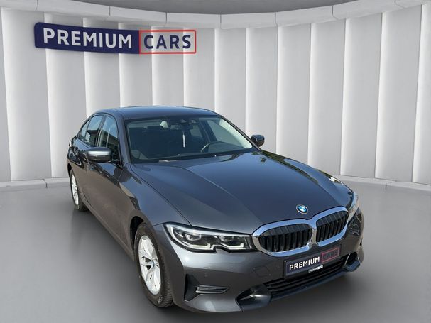 BMW 320d Sport Line 140 kW image number 7