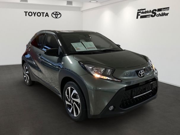 Toyota Aygo X 53 kW image number 2