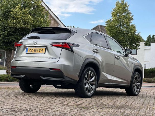 Lexus NX 300 145 kW image number 4