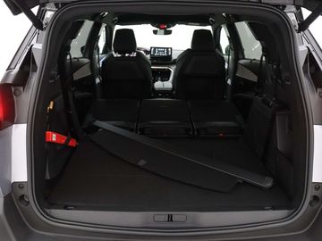 Car image 37