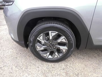 Car image 22