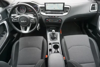 Car image 31