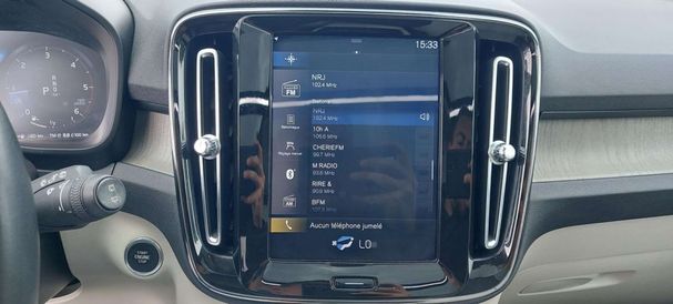 Volvo XC40 D4 AWD Geartronic Inscription 140 kW image number 24