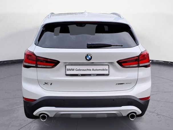 BMW X1 xDrive20d xLine 140 kW image number 2