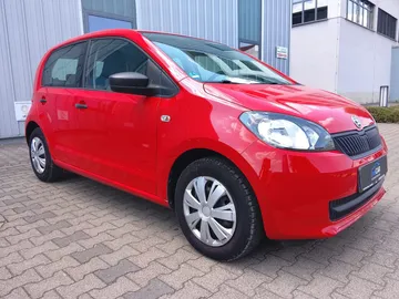 Car image 3