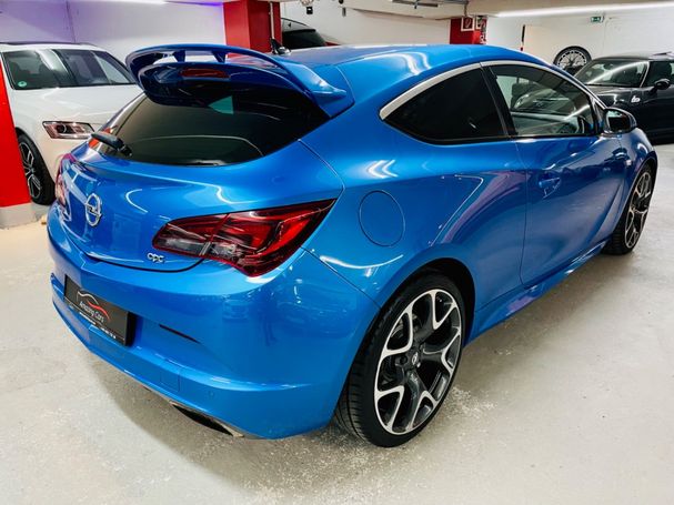 Opel Astra GTC 2.0 Turbo OPC 206 kW image number 3