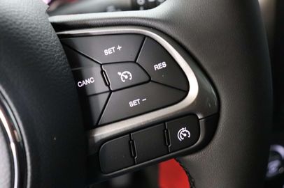 Car image 24