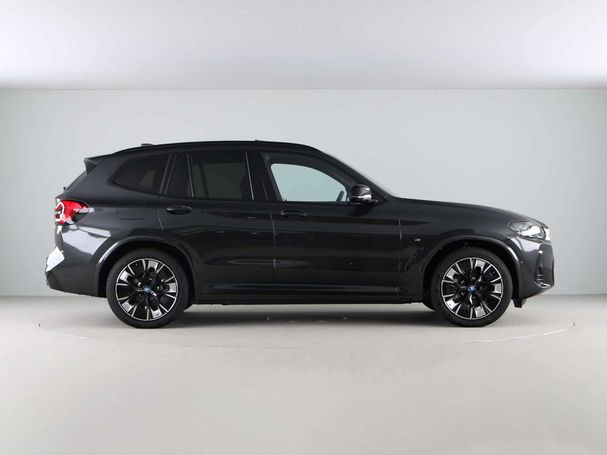 BMW iX3 210 kW image number 8