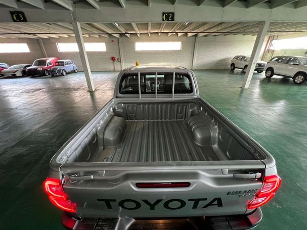 Toyota Hilux Cab 110 kW image number 3