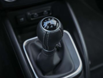 Car image 37