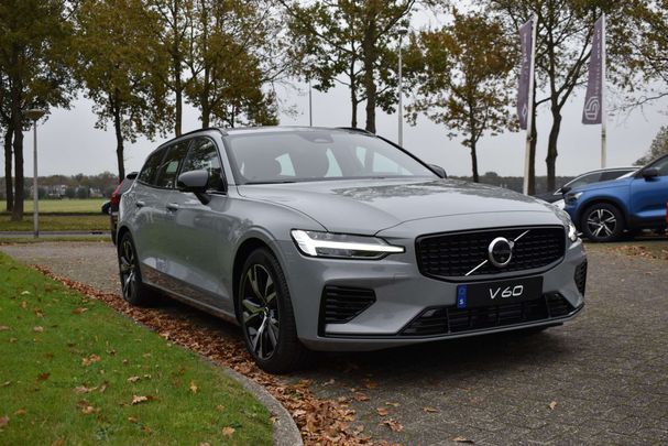 Volvo V60 T6 Recharge AWD Plus 257 kW image number 2