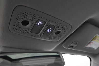 Car image 34