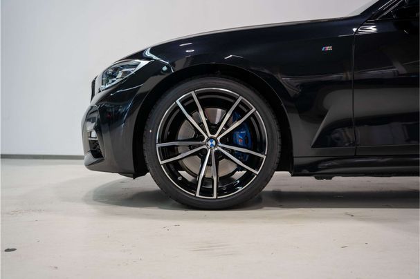 BMW 320i M Sport 135 kW image number 6